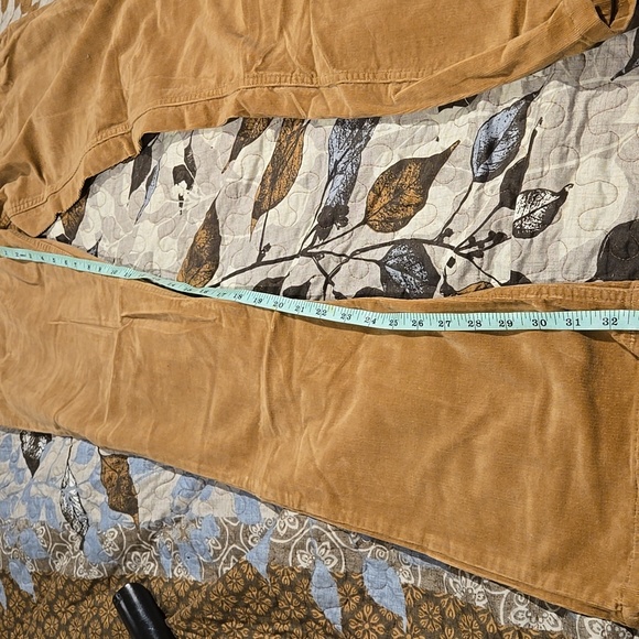 Woman's  Courderoy  5 Pocket Pants - Picture 10 of 11